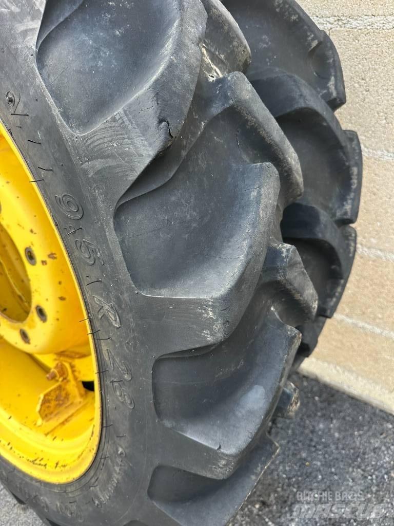 Alliance 230/95R28 輪胎、車輪和輪圈