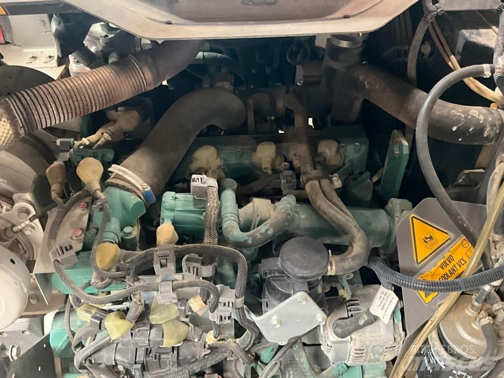 Volvo L 30 G 輪胎式裝載機