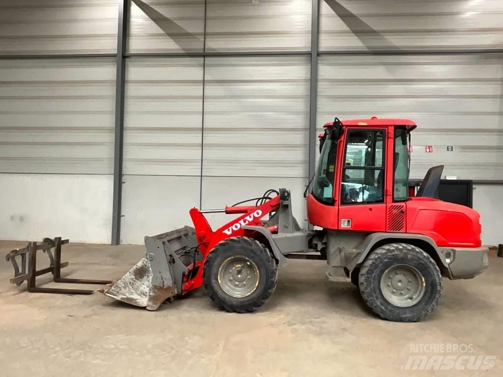 Volvo L 30 G 輪胎式裝載機