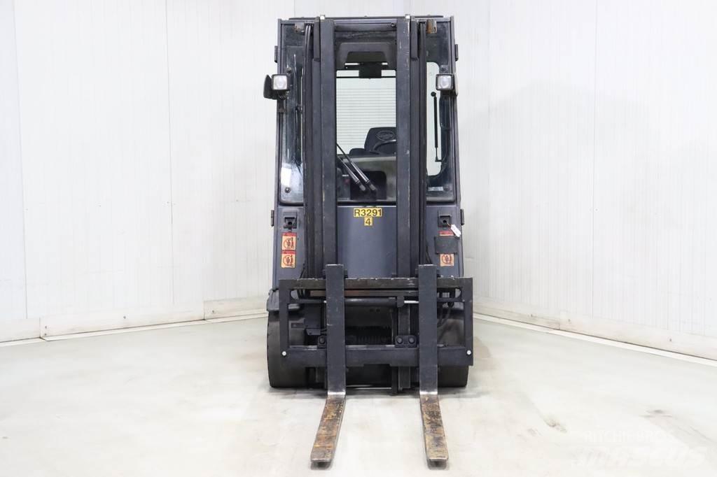 Still R60-30 電動堆高機