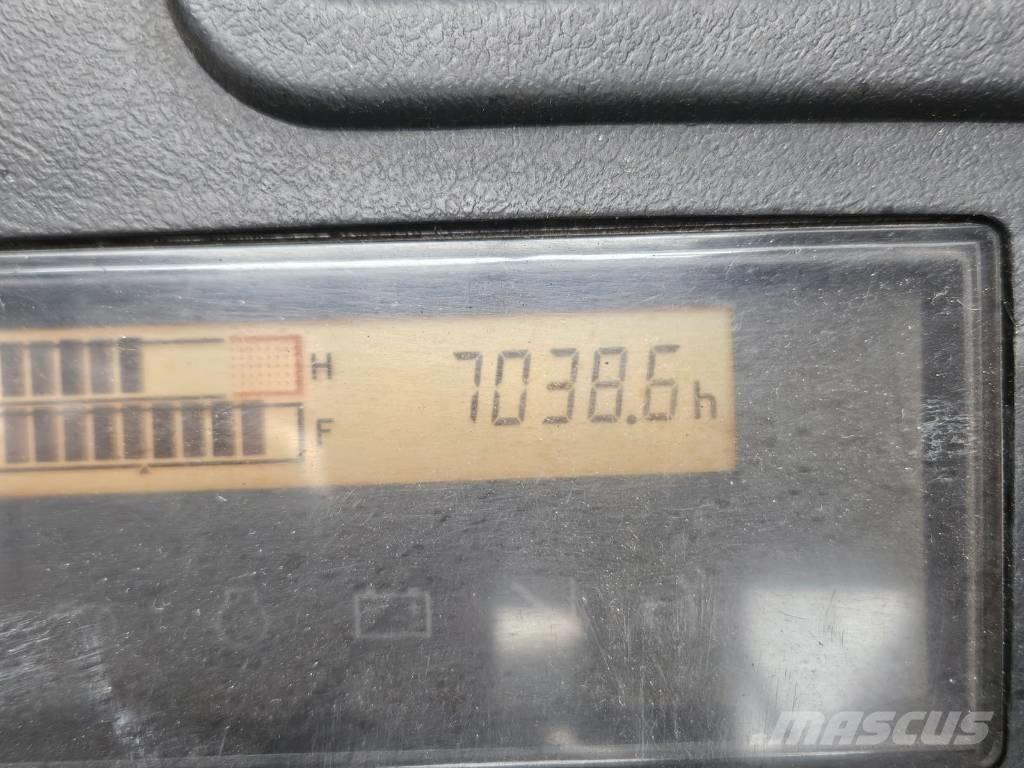 Toyota 02-8 FDF 25 柴油卡車