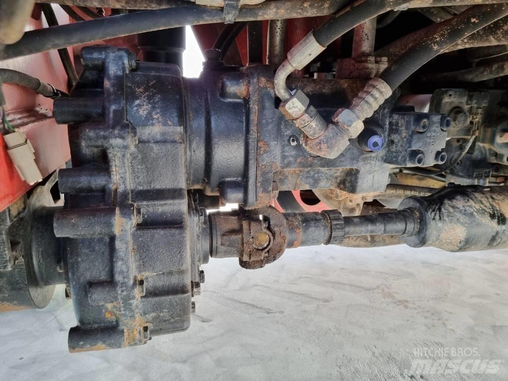 Manitou 2540+       P398 伸縮臂操作車