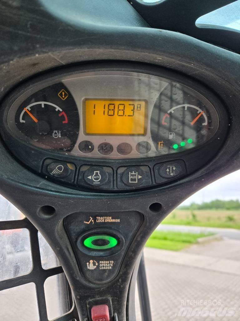 Bobcat S 770 滑移轉向裝載機