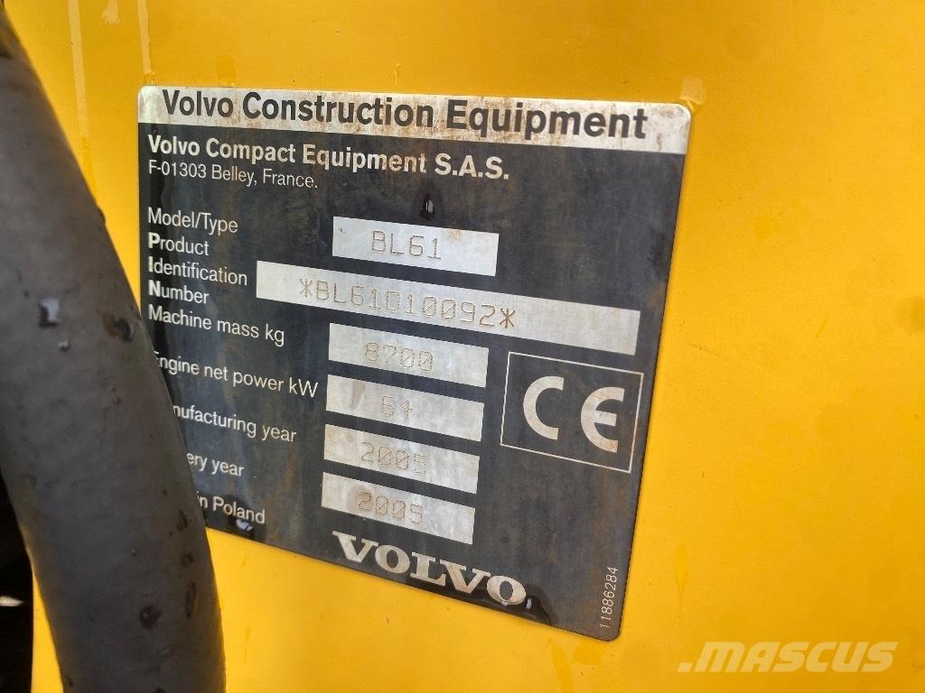 Volvo BL 61 反鏟裝載機