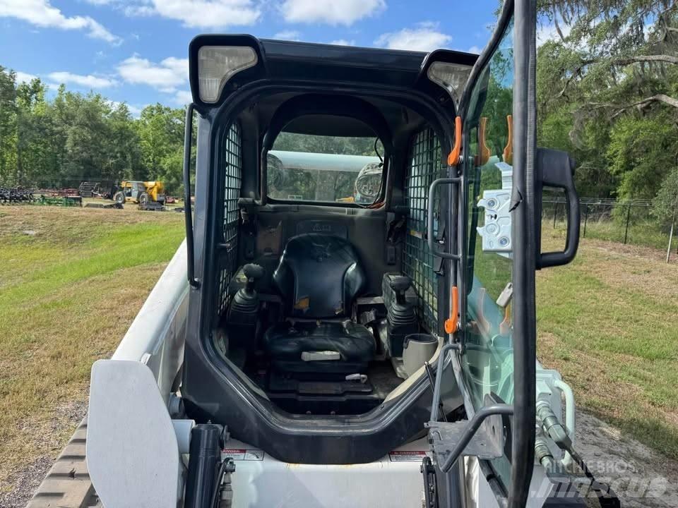 Bobcat T 750 滑移轉向裝載機
