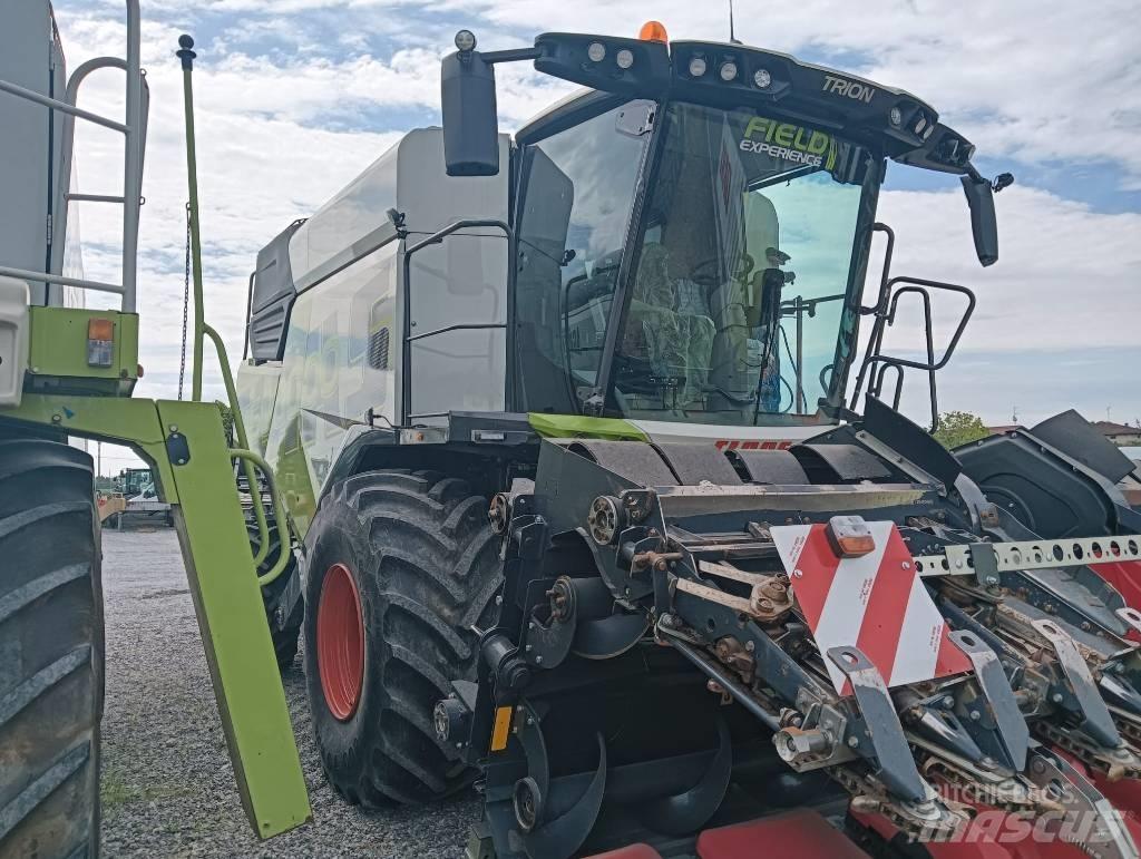 CLAAS TRION 750 聯合收穫機