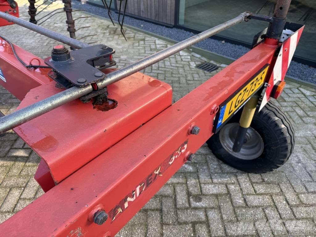 Vicon Andex 633 堆草機