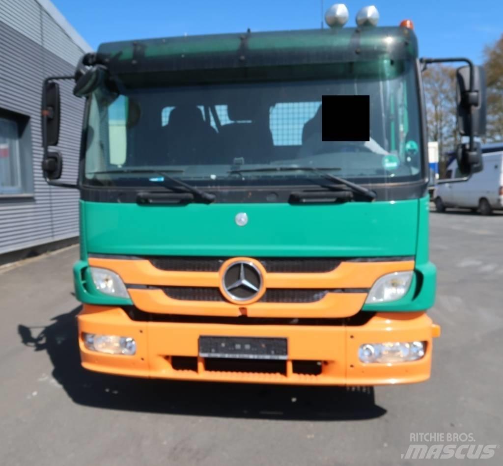 Mercedes-Benz 822 L 皮卡.傳統半斗卡車/側卸板