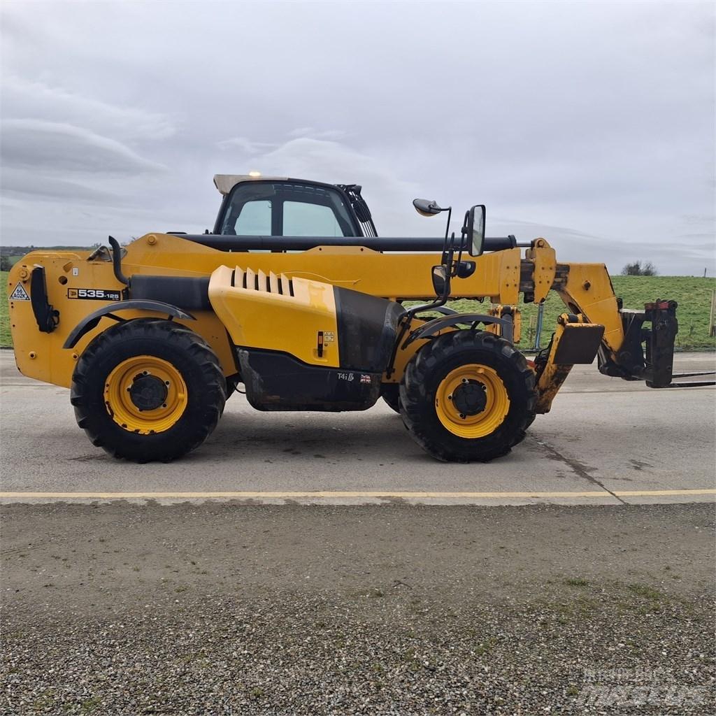 JCB 535-125 Hiviz 伸縮臂操作車