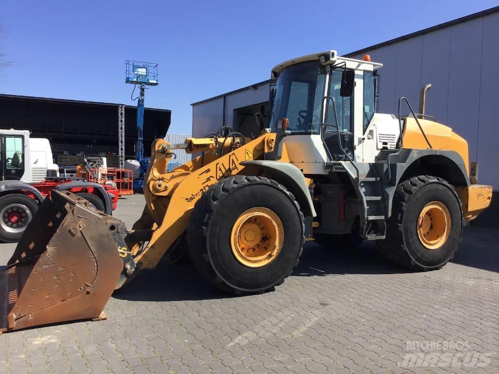 Liebherr L 544 輪胎式裝載機