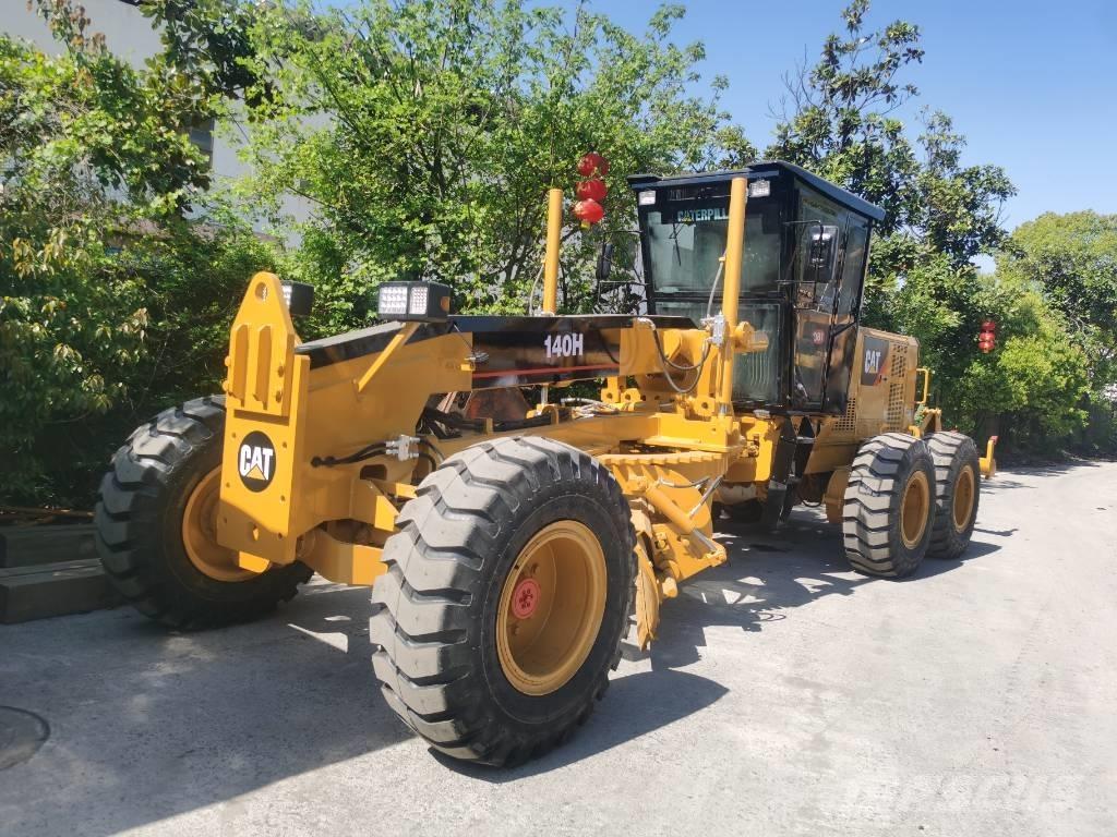 CAT 140 H 平土機