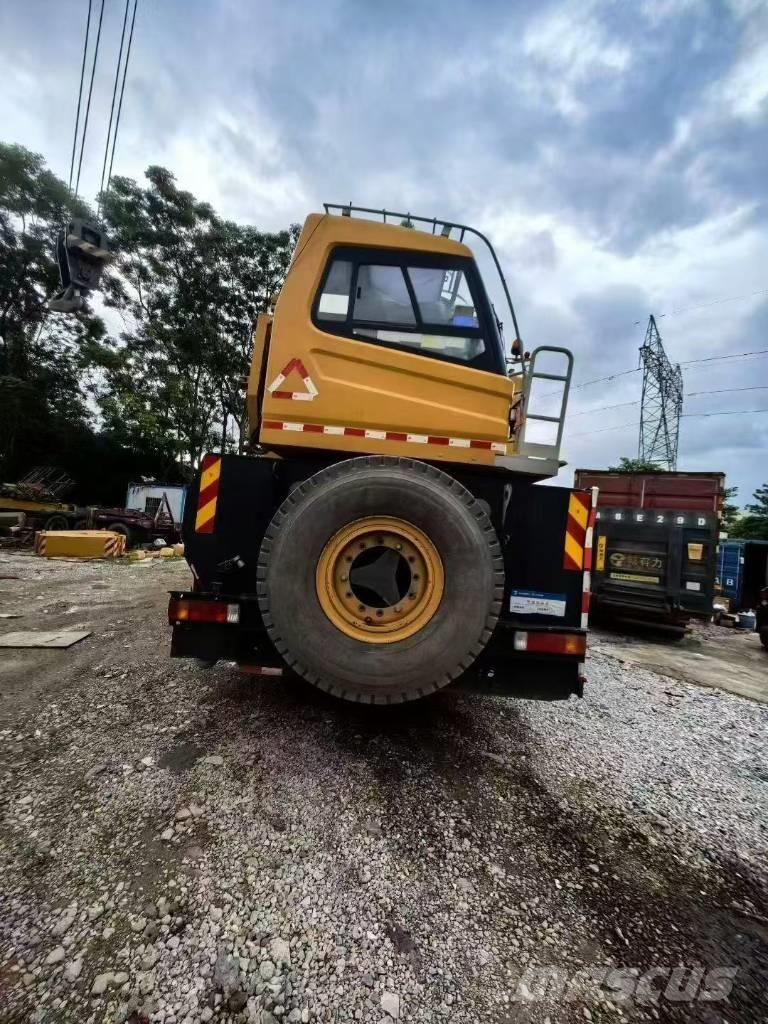 Sany SAC7000 T7 全路面起重機/吊車