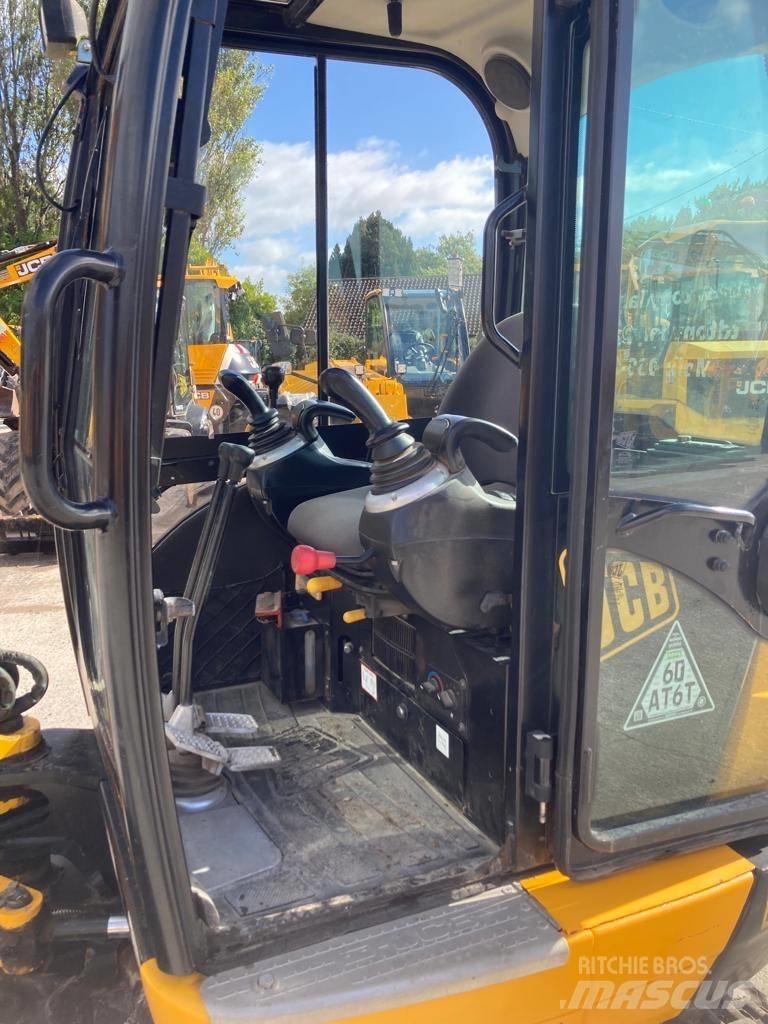 JCB 8026 CTS 小型挖土機/掘鑿機<7t(小型挖掘機)