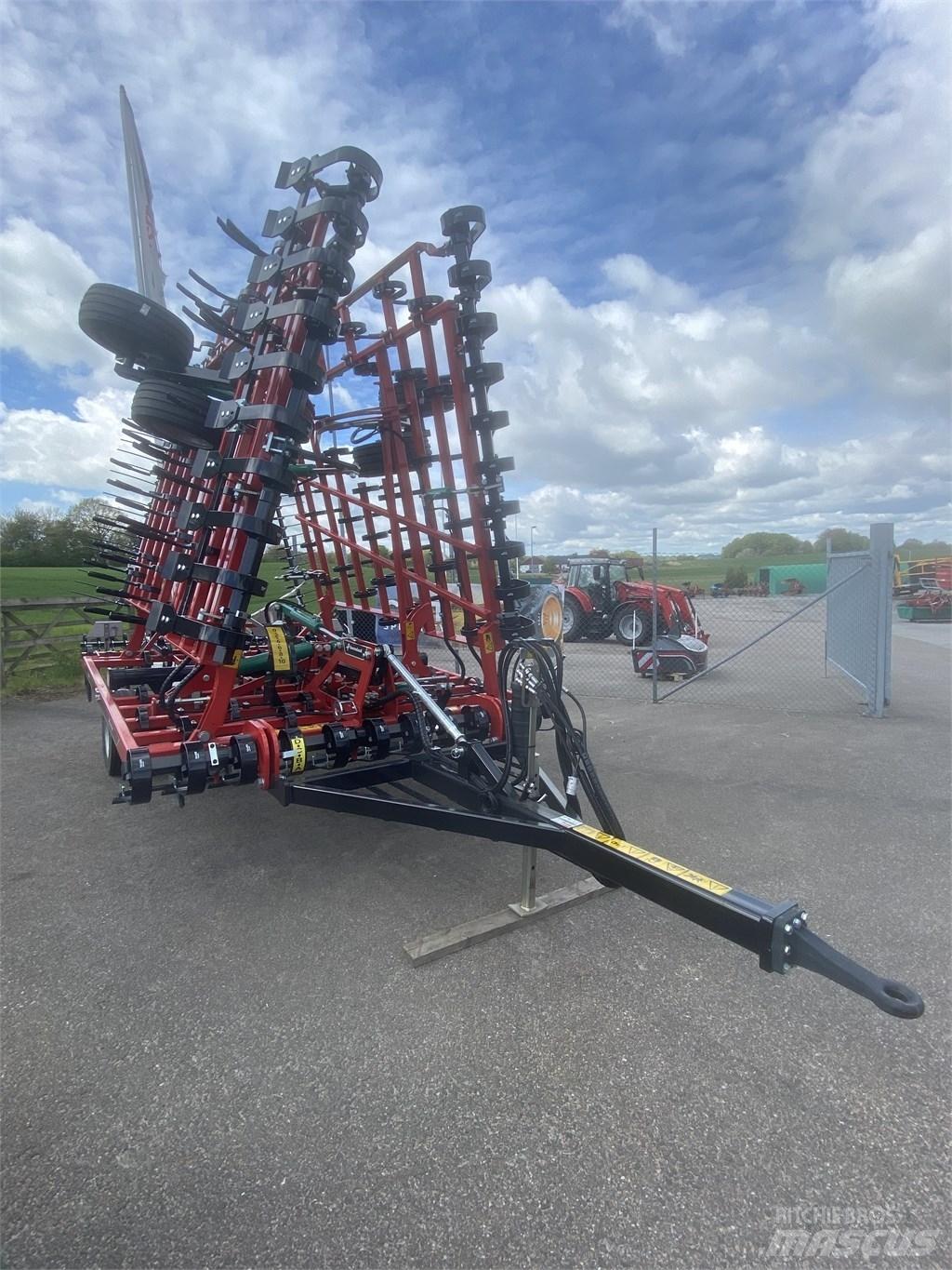 Kverneland Tiger 800 動力耙和旋轉式耕耘機