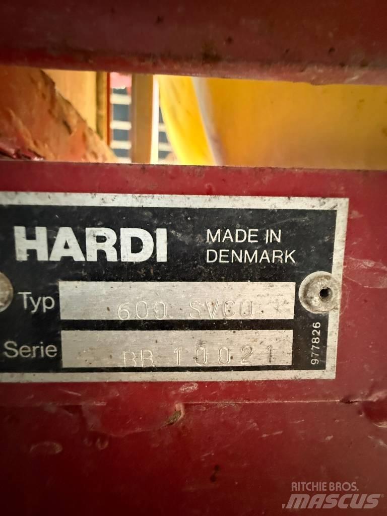 Hardi 600 SVCO 承載式噴霧機