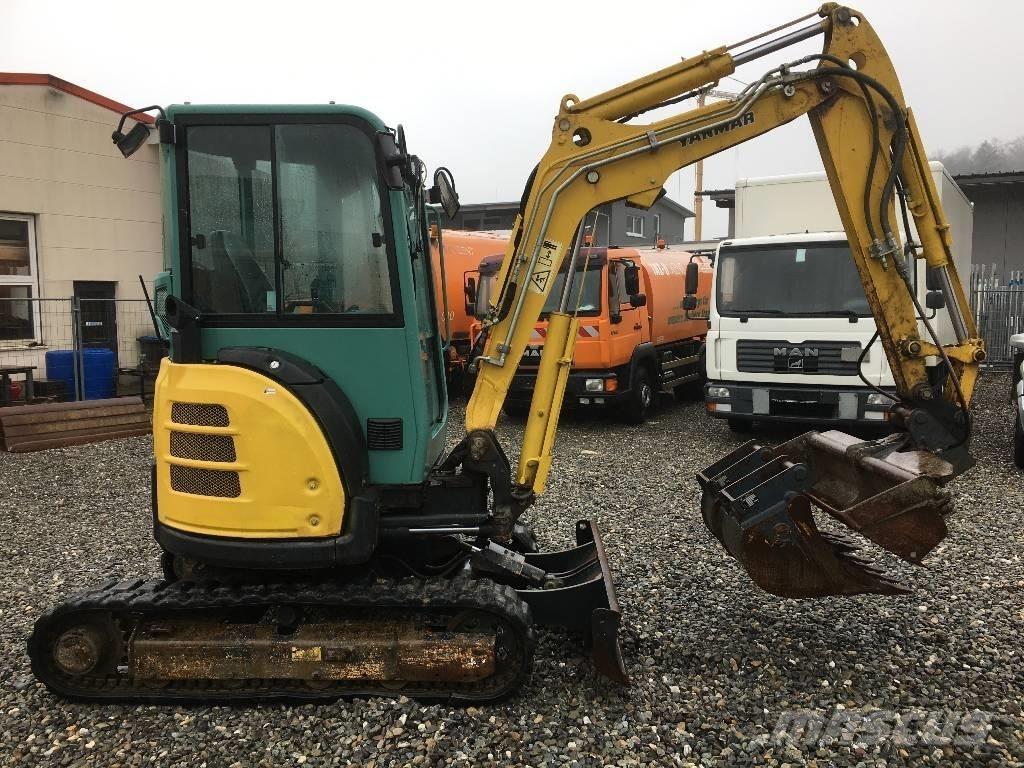 Yanmar Vio 33 U 小型挖土機/掘鑿機<7t(小型挖掘機)