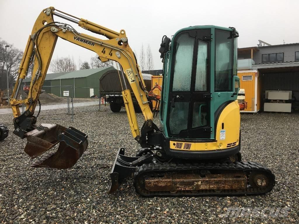 Yanmar Vio 33 U 小型挖土機/掘鑿機<7t(小型挖掘機)