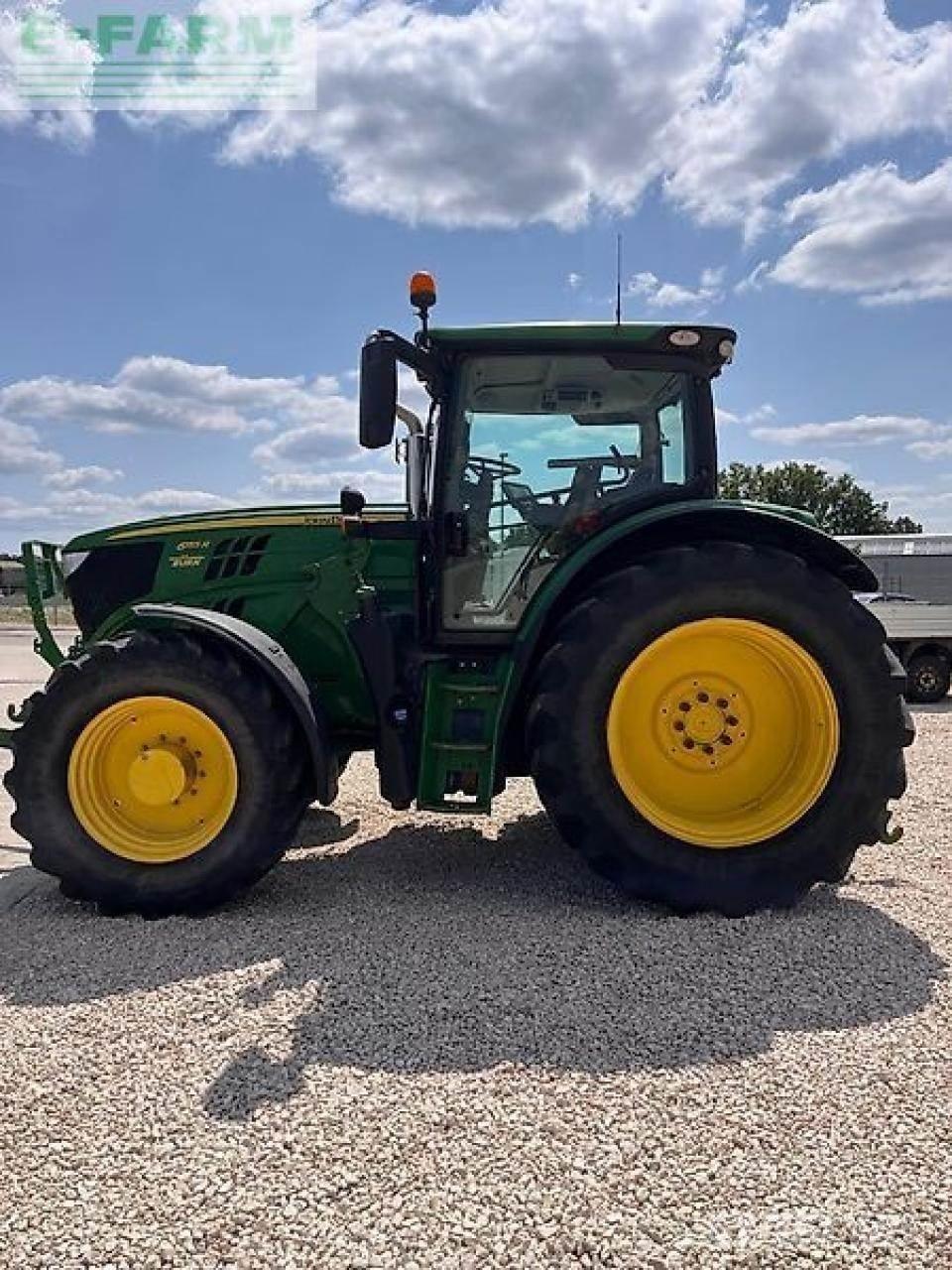 John Deere 6155r 曳引機