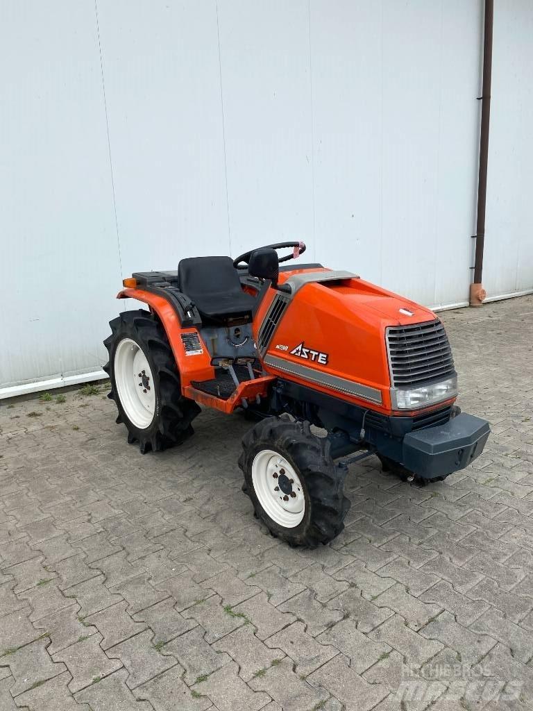 Kubota Aste A17 小型曳引機