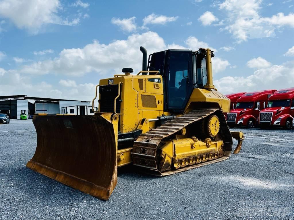 CAT D 6 N XL 履帶推土機