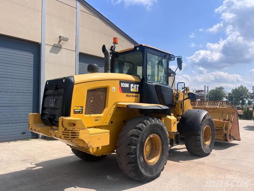CAT 938M 輪胎式裝載機