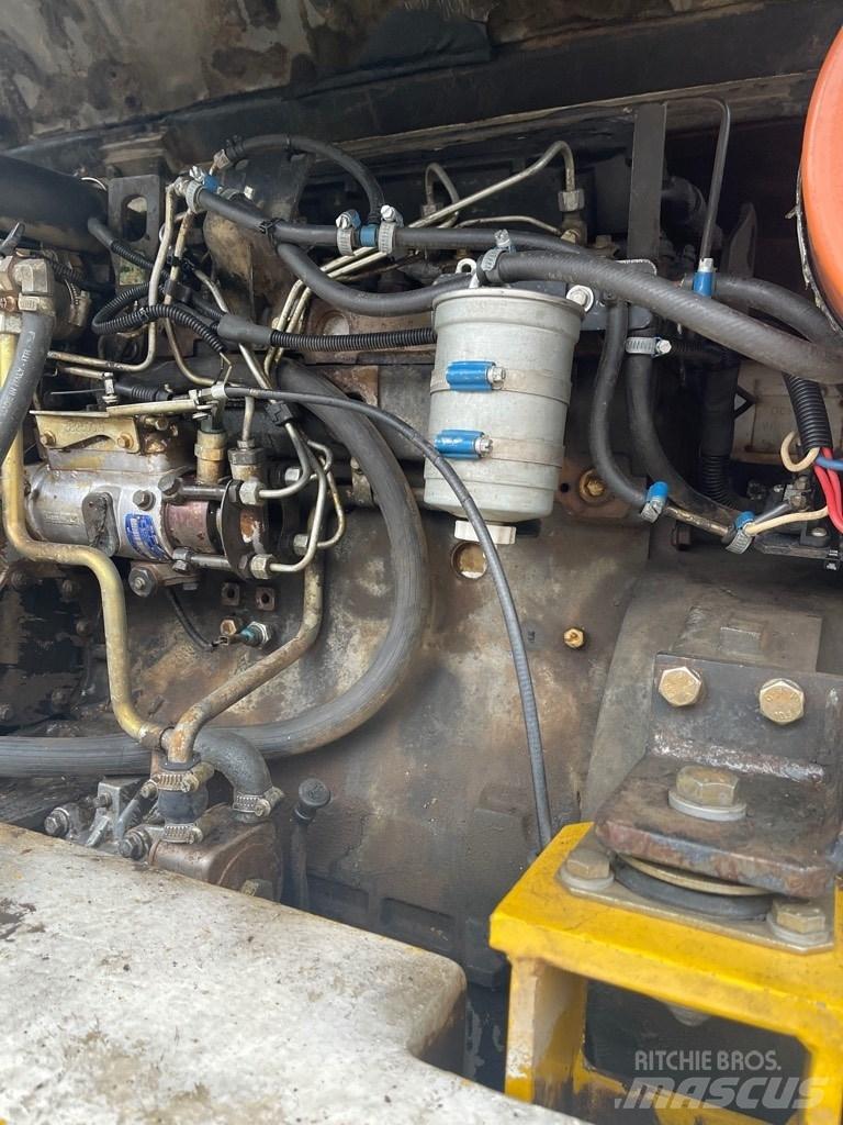 Komatsu PW 95 旋轉式挖土機/掘鑿機/挖掘機