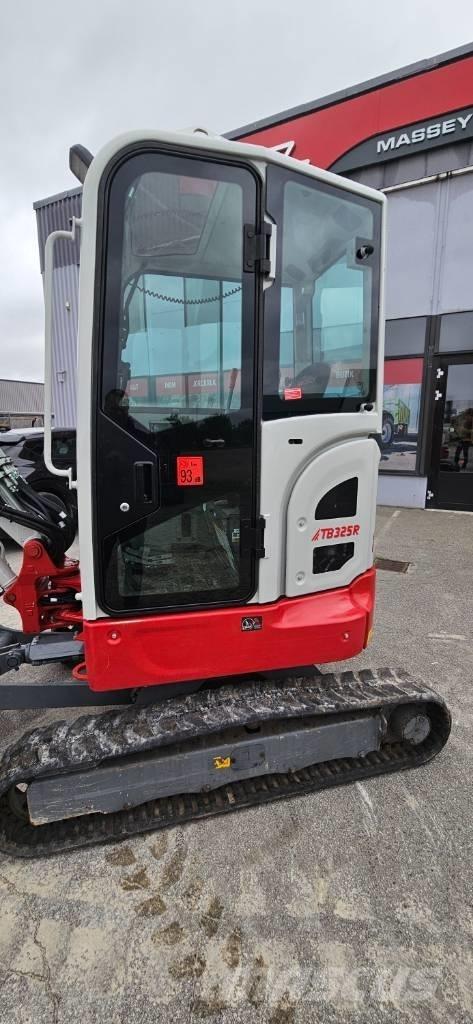 Takeuchi TB 325 R 小型挖土機/掘鑿機<7t(小型挖掘機)