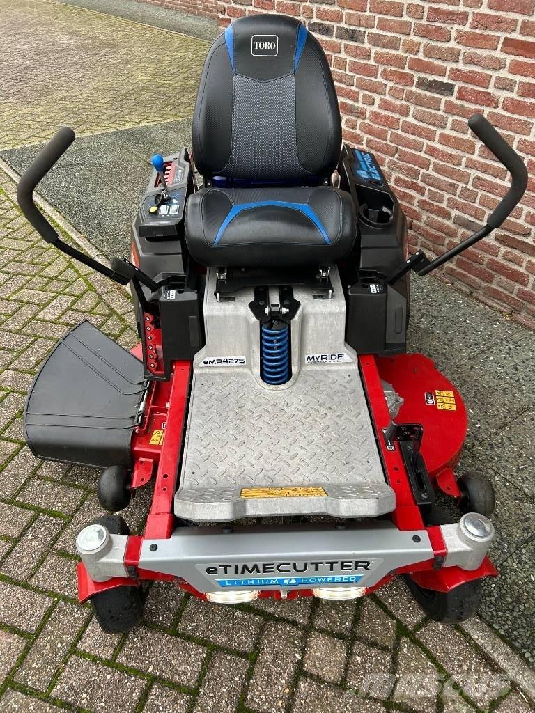 Toro eMR 4275 零迴轉割草機