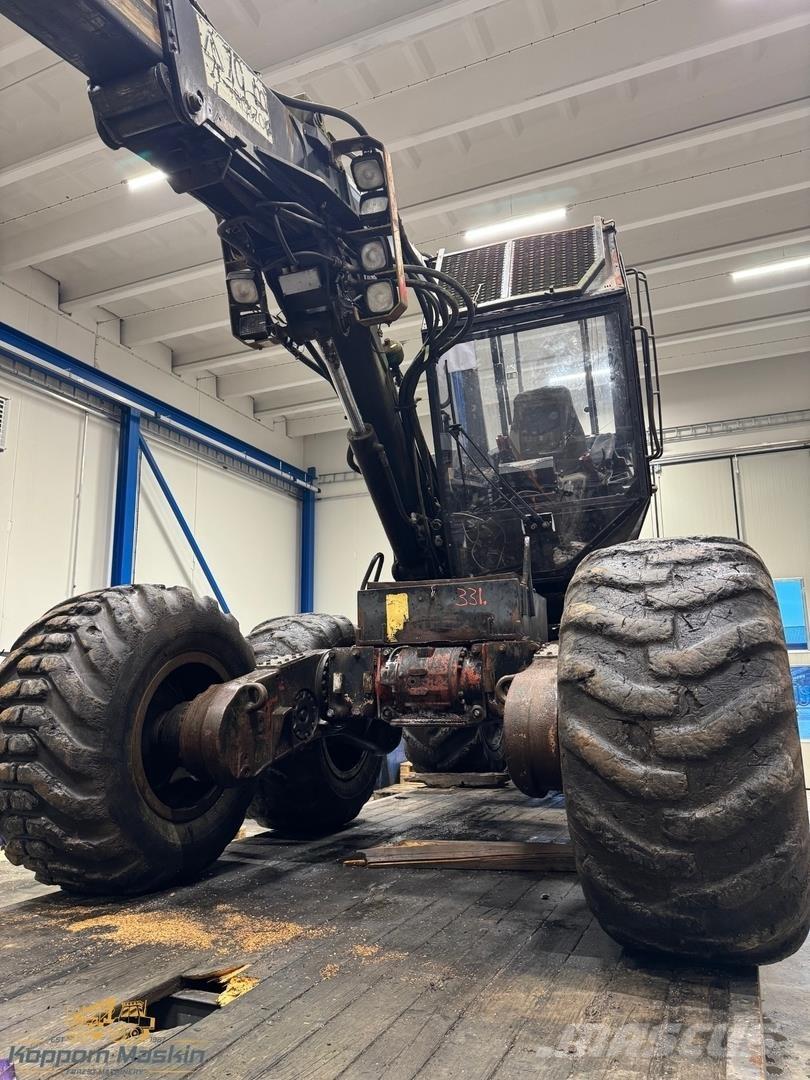 Valmet 911 收穫機