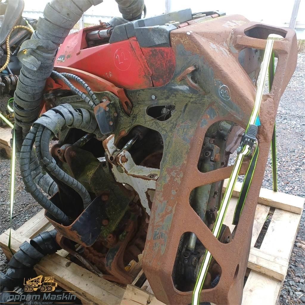 Komatsu C144 收穫機頭