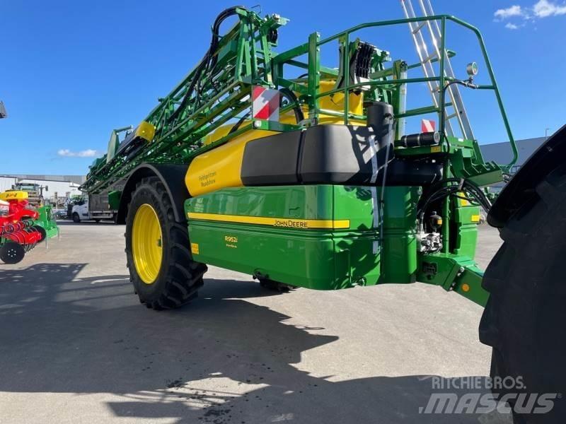 John Deere R952i 牽引式噴霧機