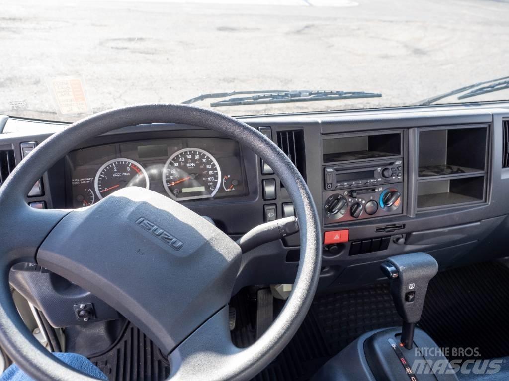Isuzu NRR 貨箱式卡車