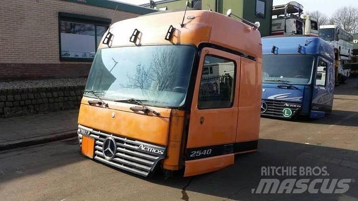 Mercedes-Benz 2540 其他組件