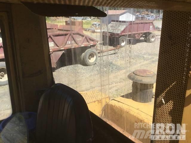CAT 980 B 輪胎式裝載機