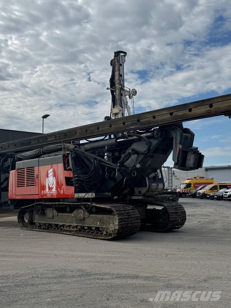 Liebherr LRB 155 打樁機