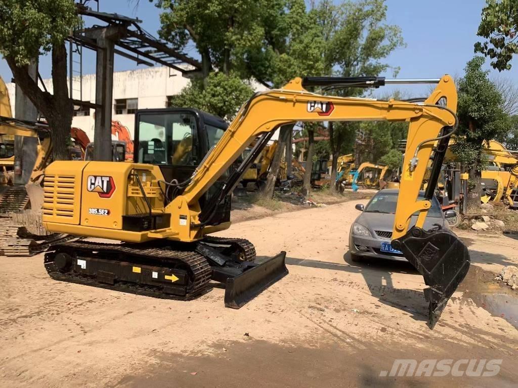 CAT 303.5 E 小型挖土機/掘鑿機<7t(小型挖掘機)