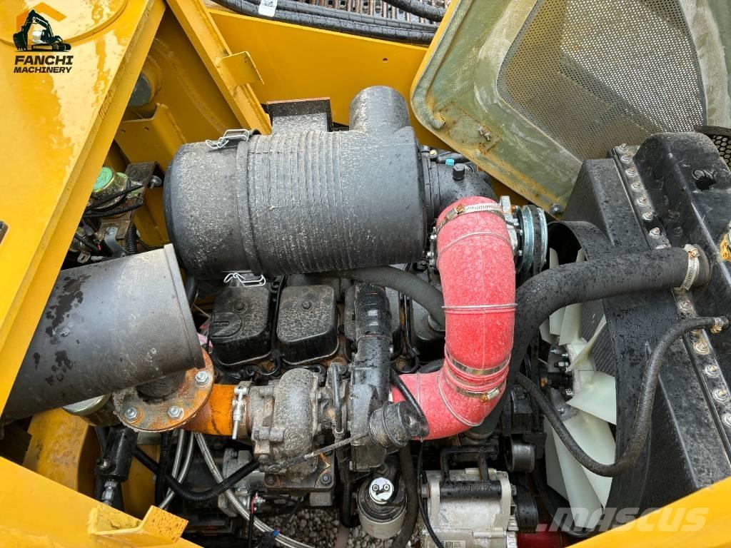 JCB 3cx 反鏟裝載機