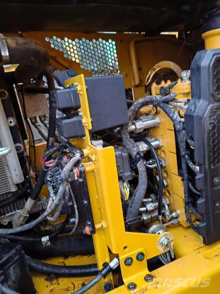 CAT 307.5 小型挖土機/掘鑿機<7t(小型挖掘機)