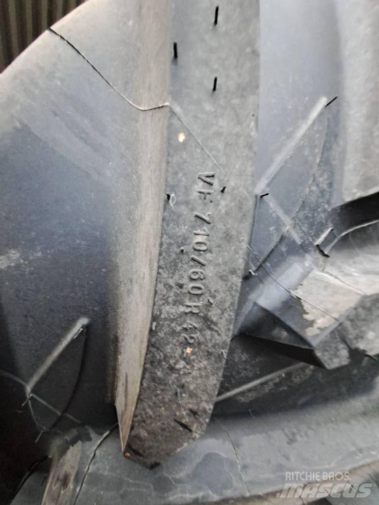 Michelin xobib 輪胎、車輪和輪圈