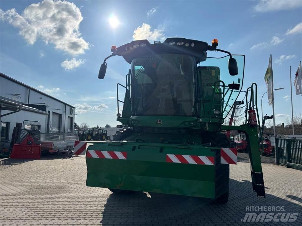 John Deere T550 聯合收穫機