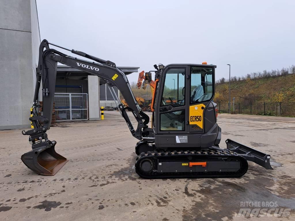 Volvo ECR50F 小型挖土機/掘鑿機<7t(小型挖掘機)