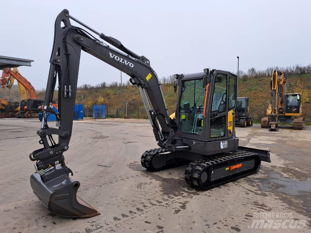 Volvo ECR50F 小型挖土機/掘鑿機<7t(小型挖掘機)