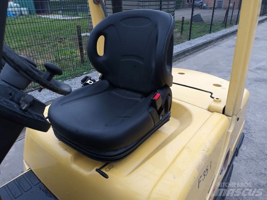 Hyster H2.5FT 柴油卡車