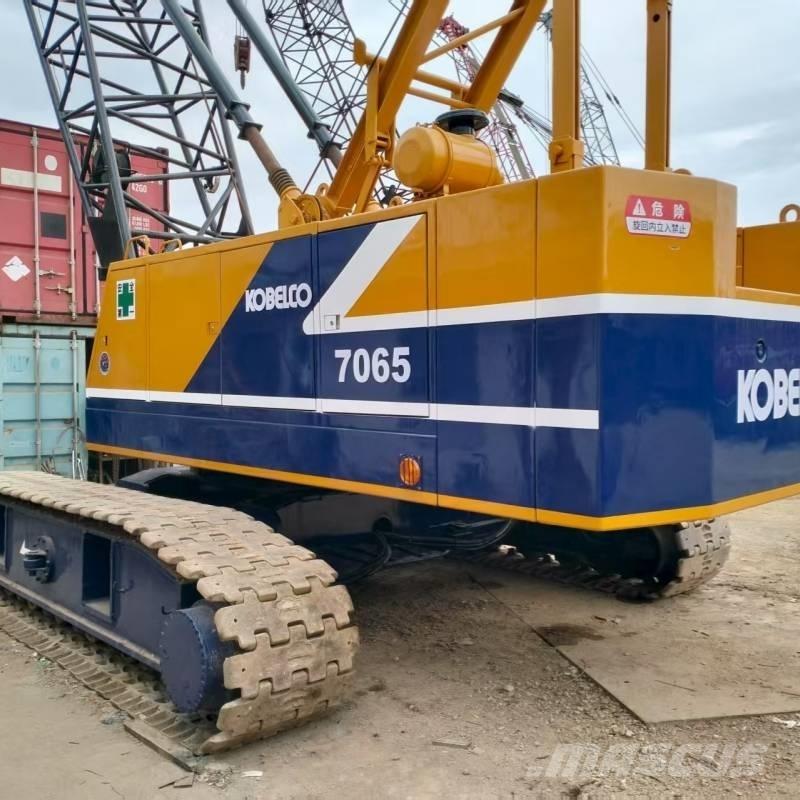 Kobelco 7065 履帶式起重機