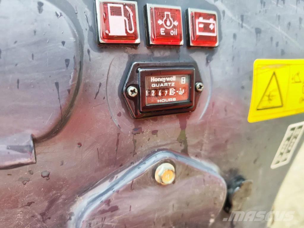 Kubota U10-3 小型挖土機/掘鑿機<7t(小型挖掘機)