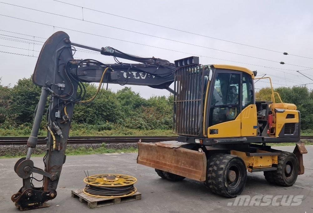 Volvo EW 140 D 旋轉式挖土機/掘鑿機/挖掘機