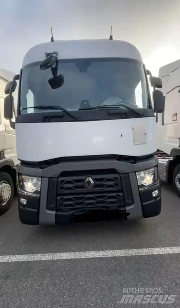 Renault T480 曳引機組件