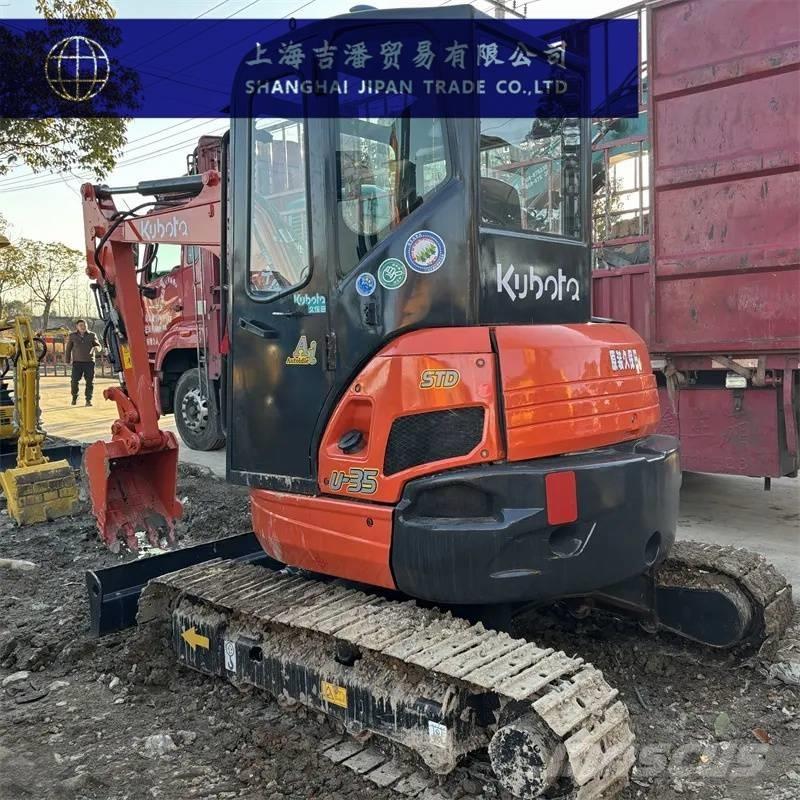 Kubota U 35 小型挖土機/掘鑿機<7t(小型挖掘機)