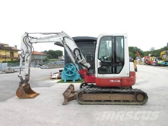 Takeuchi TB 153 FR 小型挖土機/掘鑿機<7t(小型挖掘機)