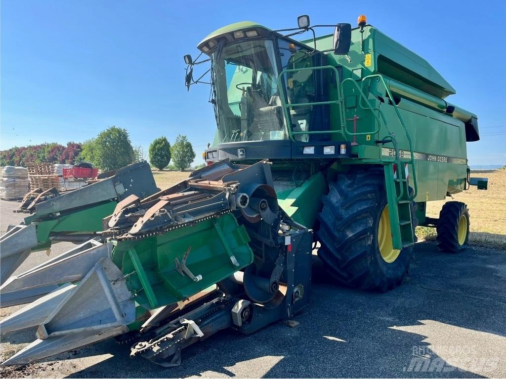 John Deere 2058 聯合收穫機
